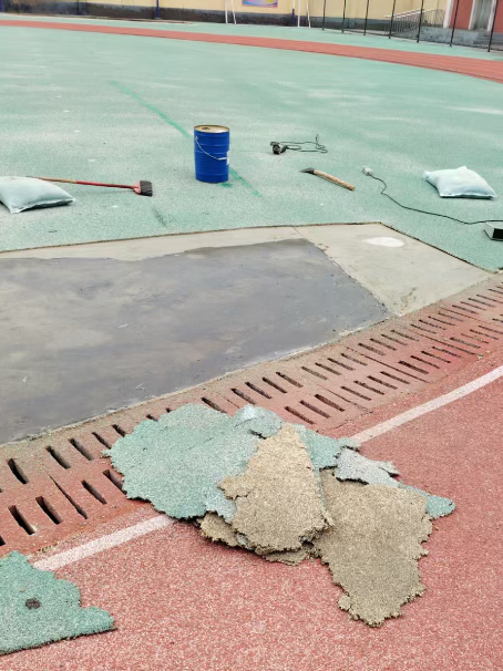 龙潭球场翻新维修补、球场翻新修补改造